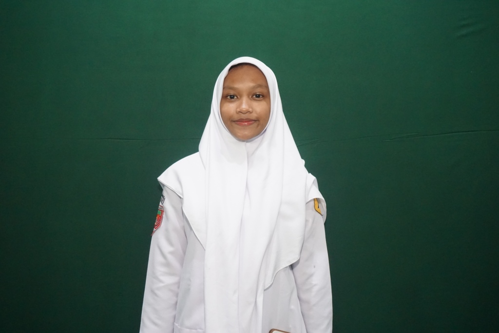 Dwi Hapsari Reva Nanda Putri